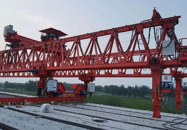 江西架橋機(jī)租賃價(jià)格，讓你輕松搭建橋梁